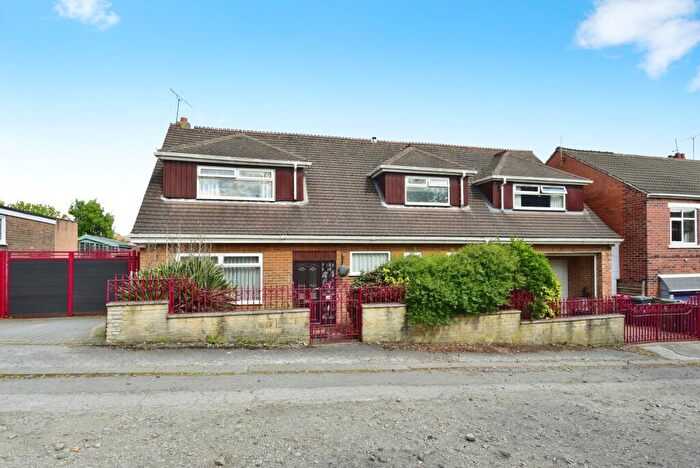 4 Bedroom Bungalow For Sale In Rectory Street, Rawmarsh, Rotherham, South Yorkshire, S62