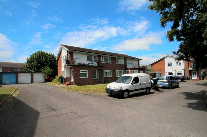 2 Bedroom Maisonette To Rent In Goring Street, Goring-By-Sea, BN12