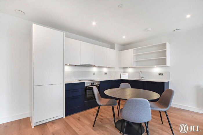 1 Bedroom Flat To Rent In Durban Road, London, E15