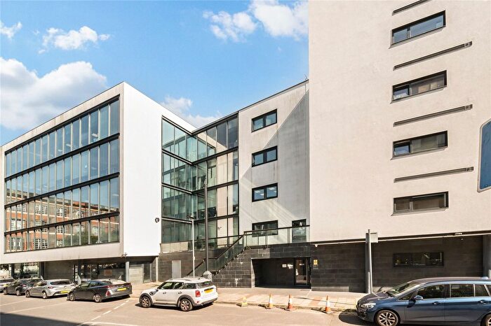 2 Bedroom Flat For Sale In Hallings Wharf Studios, Channelsea Road, Stratford, London, E15