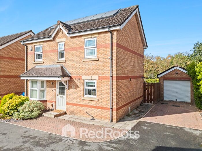 4 Bedroom Detached House For Sale In Evans Court, Armthorpe, Doncaster, DN3