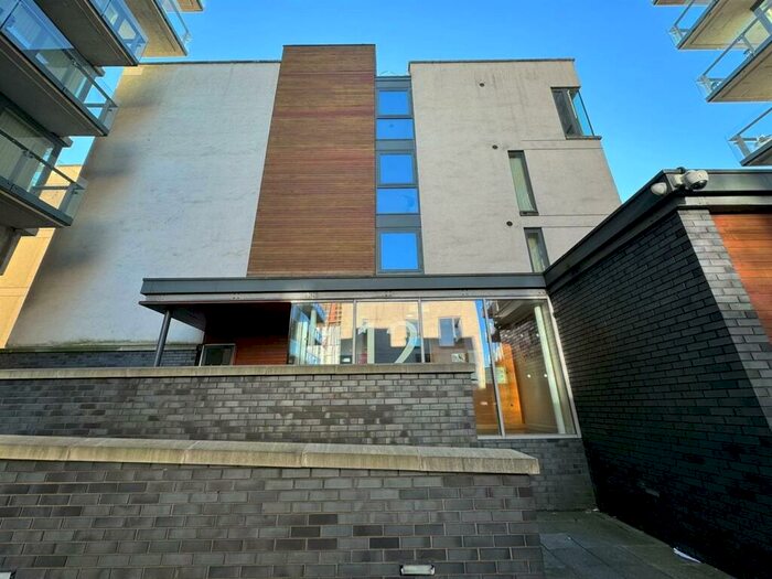 2 Bedroom Apartment To Rent In Spectrum, Block, Blackfriars Road, M3