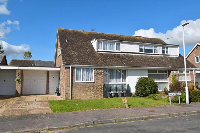 3 Bedroom Semi-Detached House For Sale In Finch Grove, Hythe, CT21