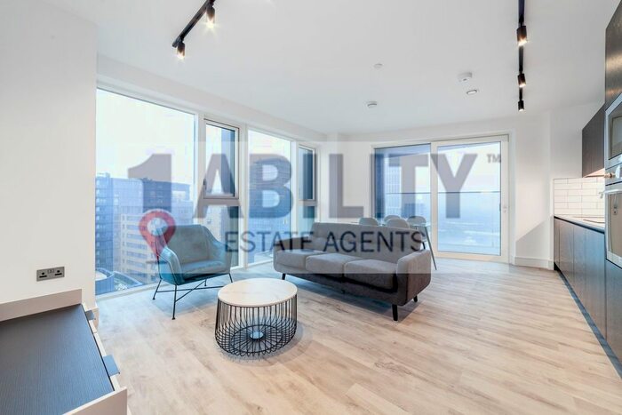 2 Bedroom Flat To Rent In Portal Way, London, W3