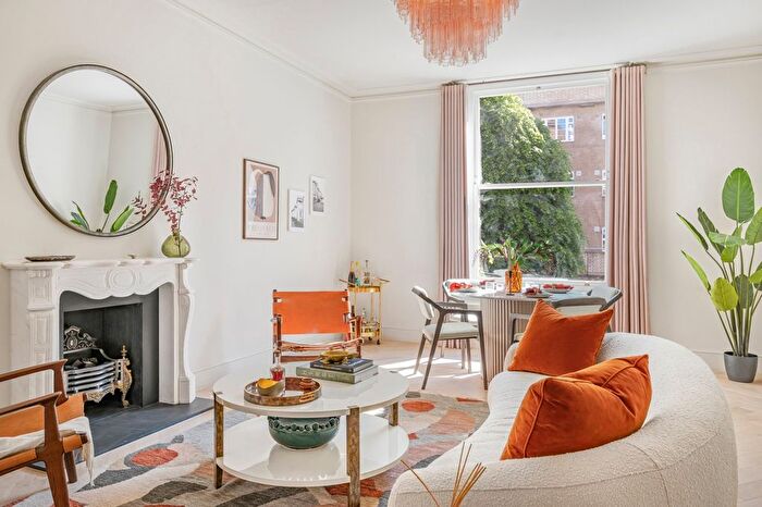 3 Bedroom Flat For Sale In Pembridge Gardens, Notting Hill, W2