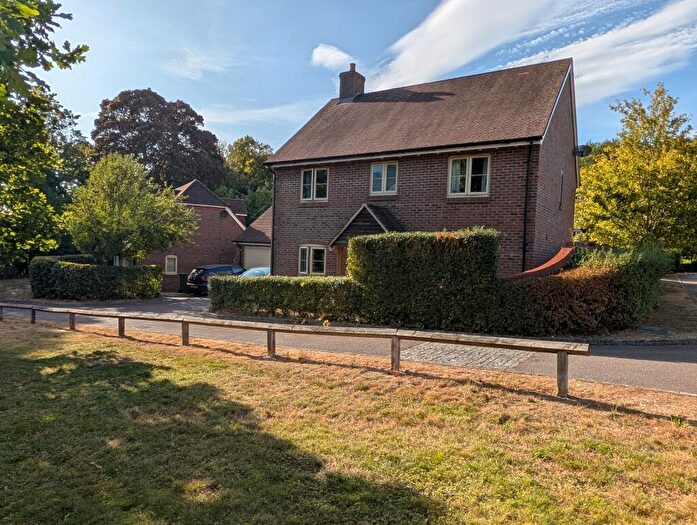 4 Bedroom Detached House To Rent In Fine Acres Rise, Over Wallop, SO20
