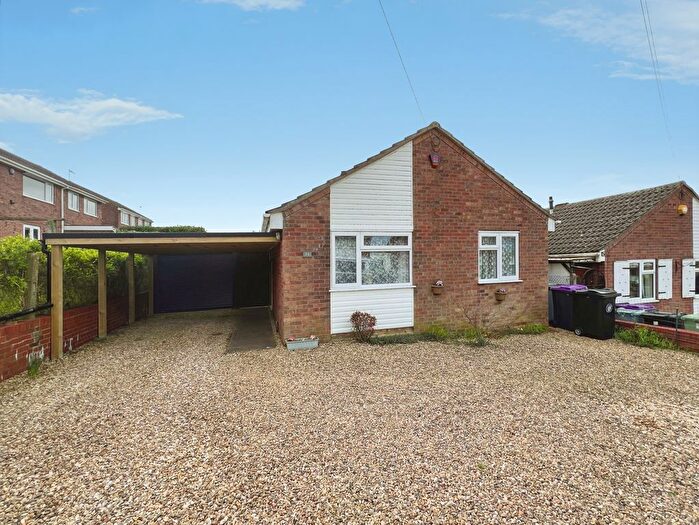 3 Bedroom Detached Bungalow For Sale In Fifth Avenue, Grantham, Grantham, NG31