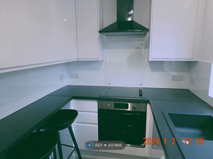 2 Bedroom Flat To Rent In Granada Road, Southsea, PO4