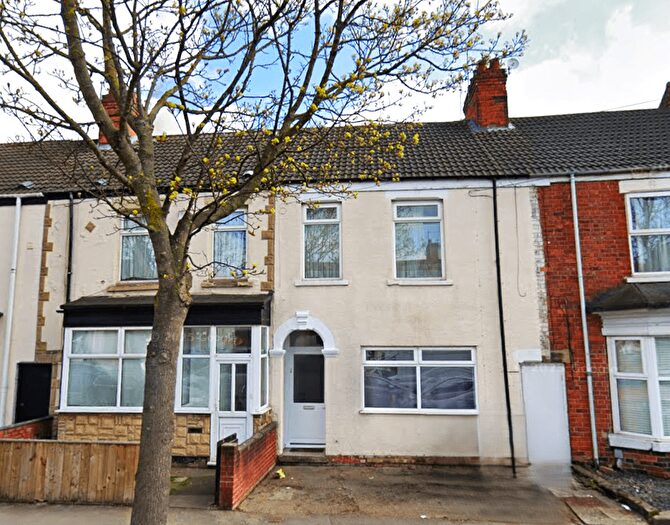 3 Bedroom Terraced House For Sale In Albert Avenue, Hull, HU3