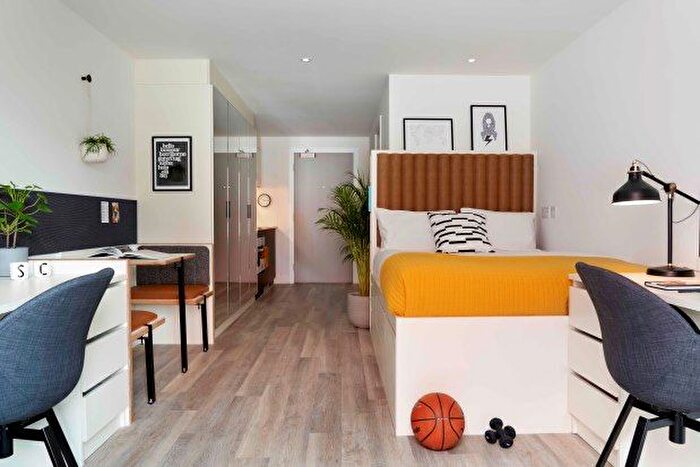 Studio To Rent In Pelham Terrace, Brighton, BN2