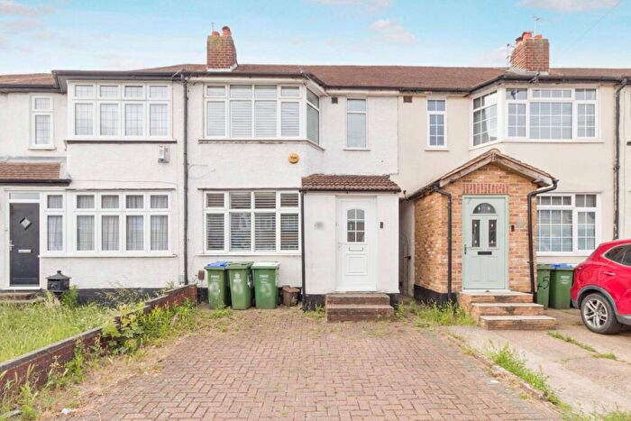 3 Bedroom Terraced House To Rent In Tyrrell Avenue Welling, DA16