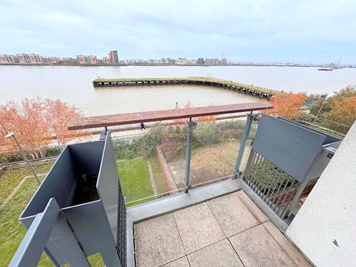 2 Bedroom Flat To Rent In Tideslea Tower, Erebus Drive, London, SE28