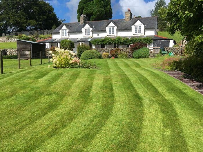 4 Bedroom Semi-Detached House For Sale In Tai Newyddion, , Llanfachreth, Dolgellau, Gwynedd, LL40
