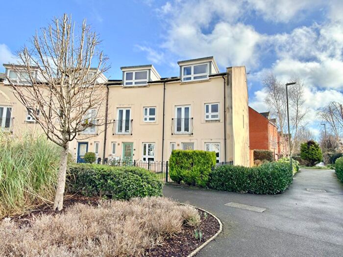 3 Bedroom End Of Terrace House For Sale In Victoria Circus, Tewkesbury, GL20