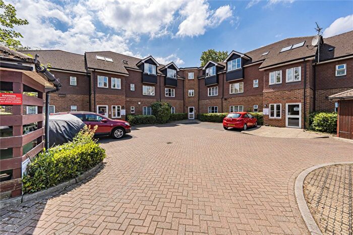 2 Bedroom Flat For Sale In Colborne Court, London, SW19