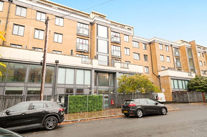 2 Bedroom Flat To Rent In Bow Connection, Fairfield Road, London, E3