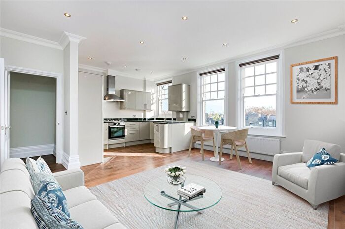 3 Bedroom Flat To Rent In Old Brompton Road, South Kensington, SW7