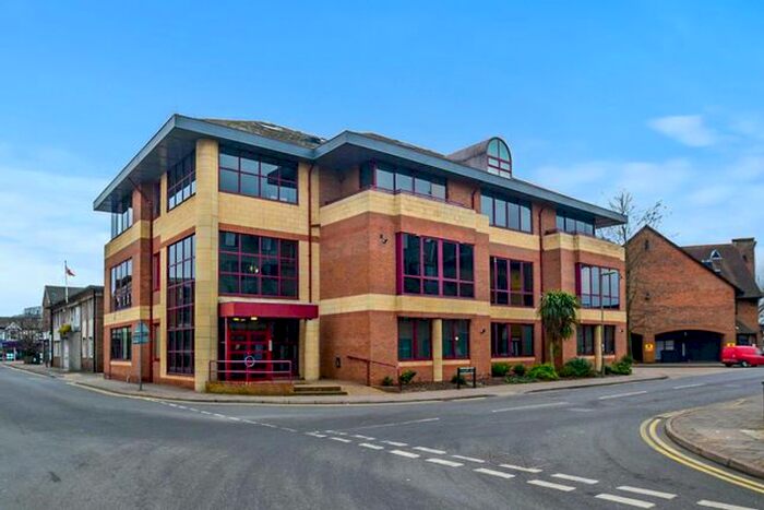 2 Bedroom Flat To Rent In Consort Way, Horley, RH6