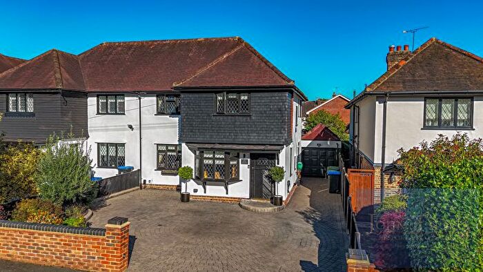 4 Bedroom Semi-detached House For Sale In Grange Crescent, Chigwell, IG7