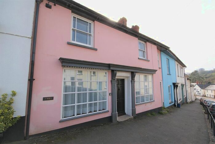 3 Bedroom Property To Rent In High Street, Bradninch, Exeter, EX5