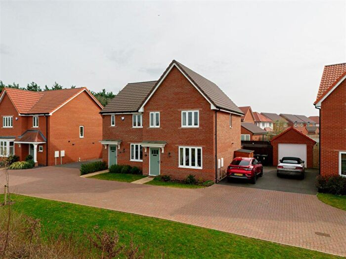 3 Bedroom Semi-Detached House For Sale In Palmer Drive, Haughley, Stowmaarket, IP14