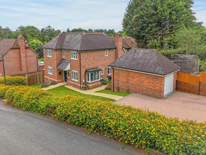 4 Bedroom Detached House For Sale In Chaucer Mews, Canterbury, CT2