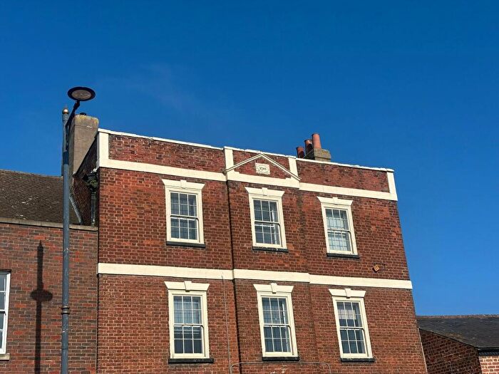 2 Bedroom Flat To Rent In High Street, Holbeach, PE12