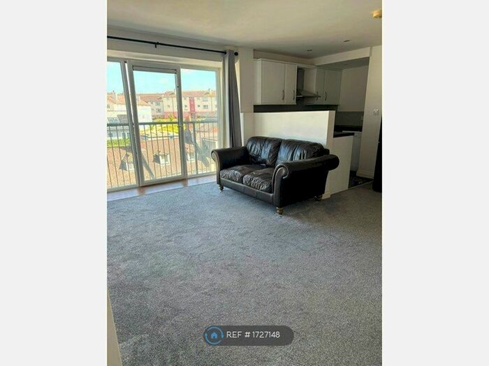 1 Bedroom Flat To Rent In Albert Road, Plymouth, PL2