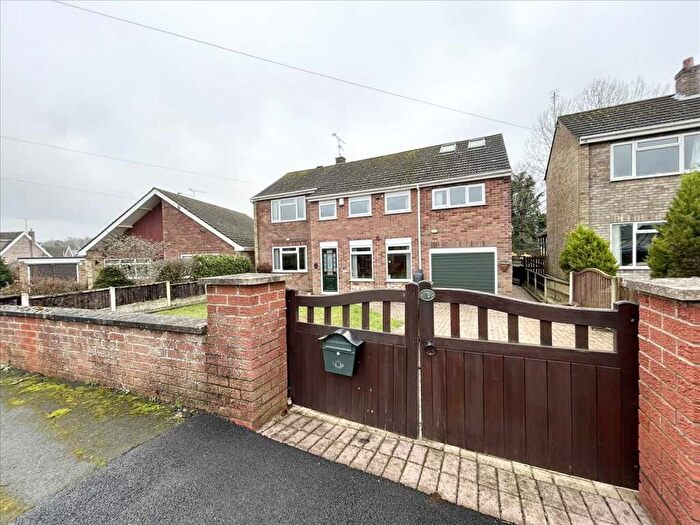 4 Bedroom Detached House For Sale In St Martins Crescent, Scawby, DN20