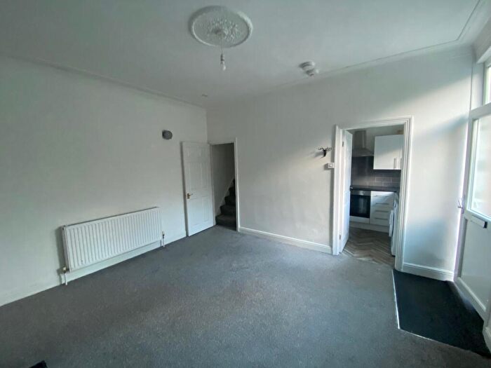 2 Bedroom House To Rent In Eyres Street, Leeds, LS12