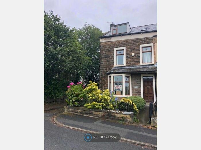 5 Bedroom End Of Terrace House To Rent In Brunel Street, Burnley, BB12