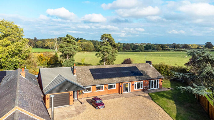 5 Bedroom Detached House For Sale In South Kilworth, Lutterworth, Leicestershire, LE17