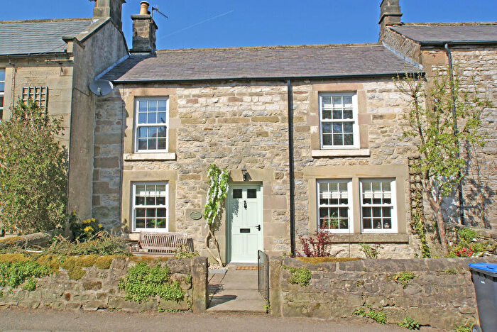 2 Bedroom Semi-Detached House To Rent In Main Street, Winster, DE4