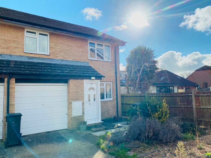 3 Bedroom House To Rent In Sway Gardens, Bournemouth, BH8