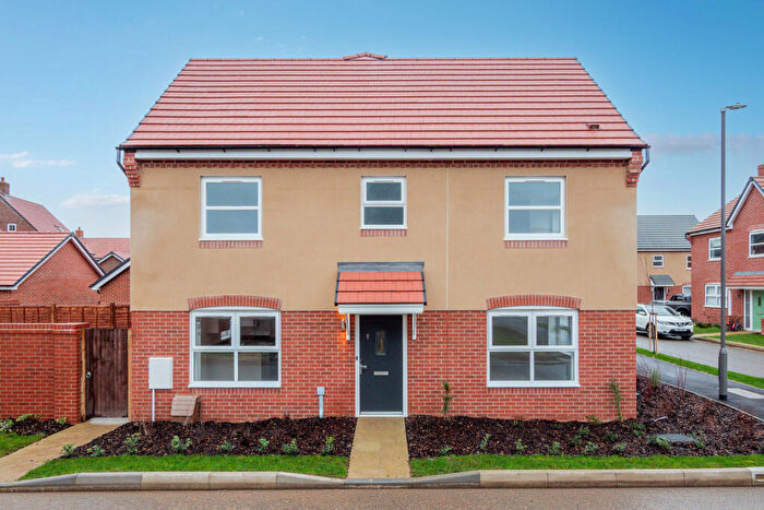 3 Bedroom Semi-Detached House To Rent In Leaf Living At Orchard Green, Aylesbury, HP22