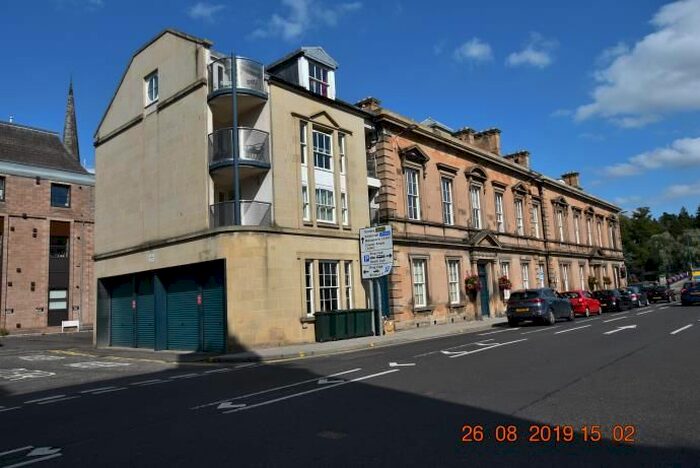 2 Bedroom Flat To Rent In South Street, Perth, PH2
