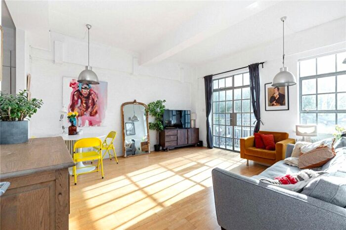 1 Bedroom Apartment To Rent In Shepperton Road, London, N1