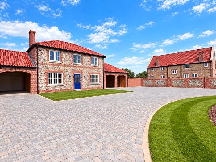 4 Bedroom End Of Terrace House For Sale In Church Street, Fairfields, Ashley, Cambridgeshire, CB8