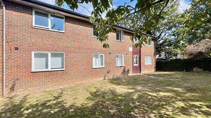 2 Bedroom Apartment To Rent In Cheam Road, Sutton, SM1