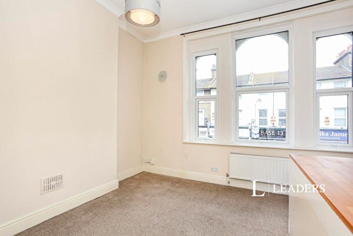 1 Bedroom Flat To Rent In Lee High Road, SE13