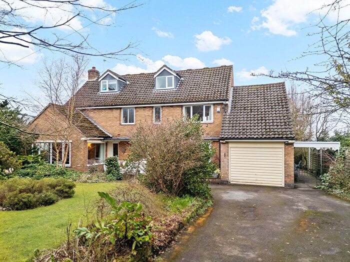 5 Bedroom Detached House For Sale In Lyons Lane, Appleton, WA4