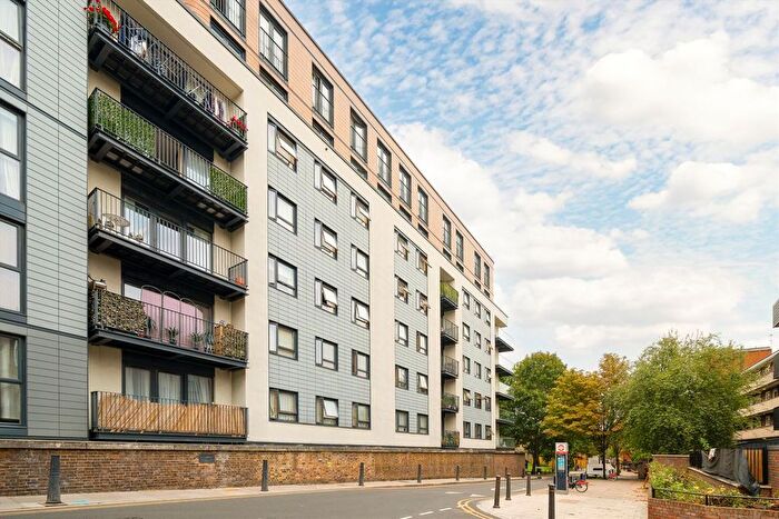 1 Bedroom Flat To Rent In Raine Street, Wapping, E1W