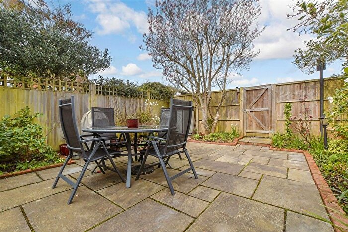3 Bedroom Terraced House For Sale In Roethorne Gardens, Tenterden, Kent, TN30