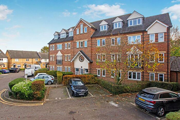 2 Bedroom Apartment To Rent In Victory Road, Wanstead, E11