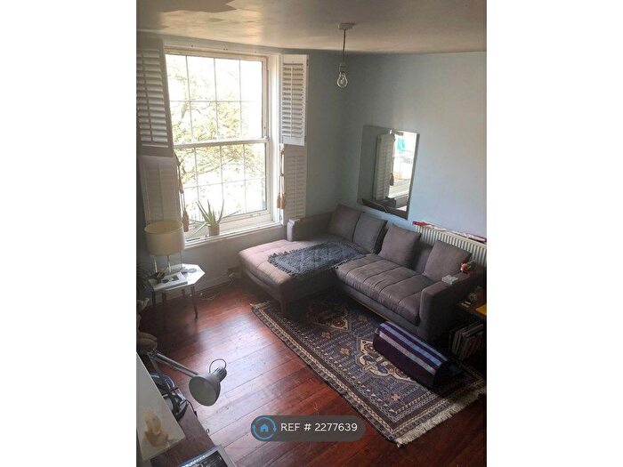 2 Bedroom Flat To Rent In Northbourne House, London, E5