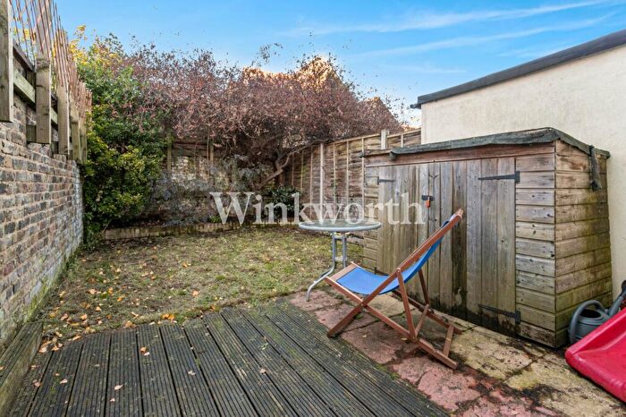 2 Bedroom Terraced House For Sale In Conway Road, London, N15