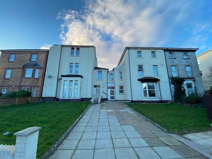 Studio To Rent In Newport Road, Cardiff, CF24