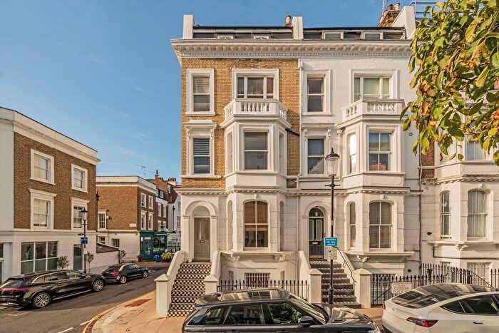 2 Bedroom Flat To Rent In Gordon Place, Kensington, W8