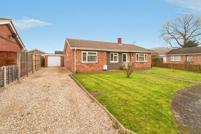 3 Bedroom Detached Bungalow For Sale In Farm Walk, Necton, Swaffham, PE37