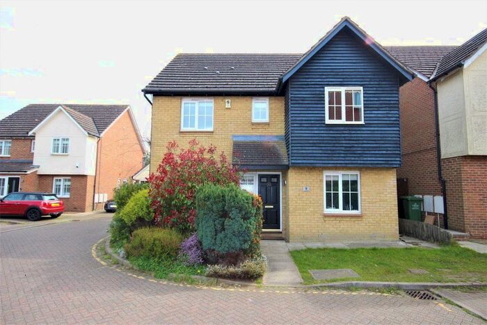 4 Bedroom Property To Rent In Coulter Mews, Billericay, Essex, CM11